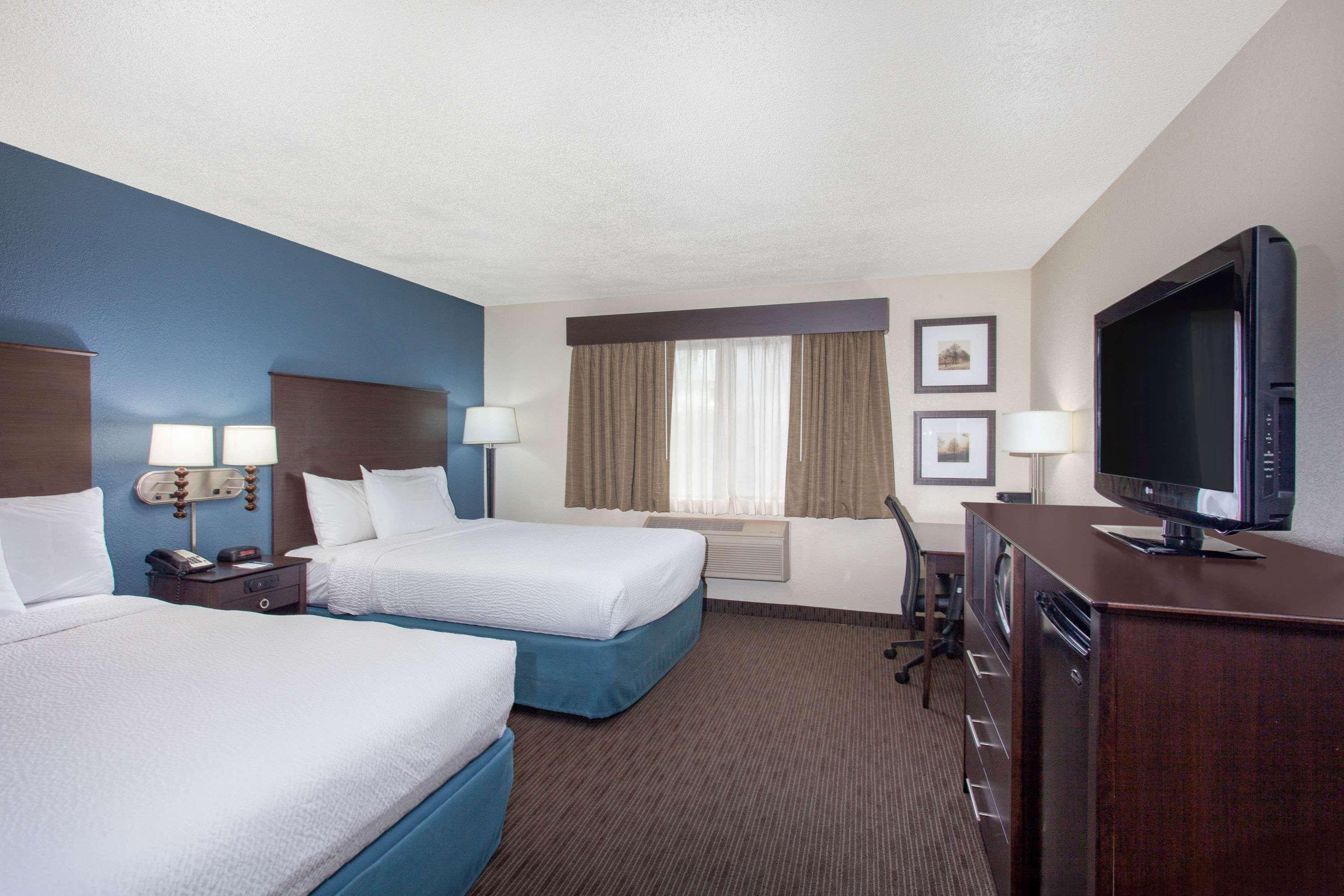 Americinn By Wyndham Mankato Event Center Near Msu Exterior photo