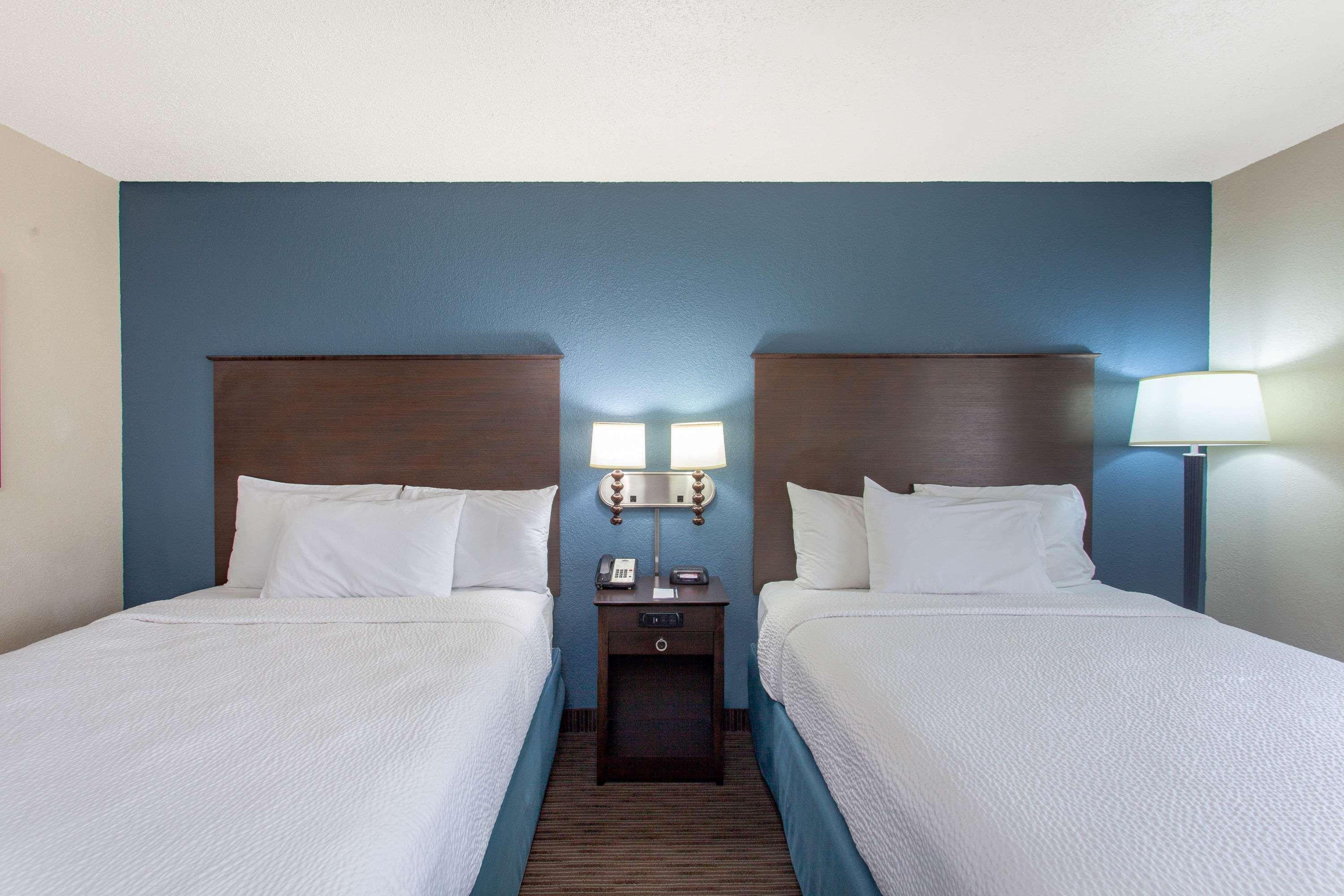 Americinn By Wyndham Mankato Event Center Near Msu Exterior photo