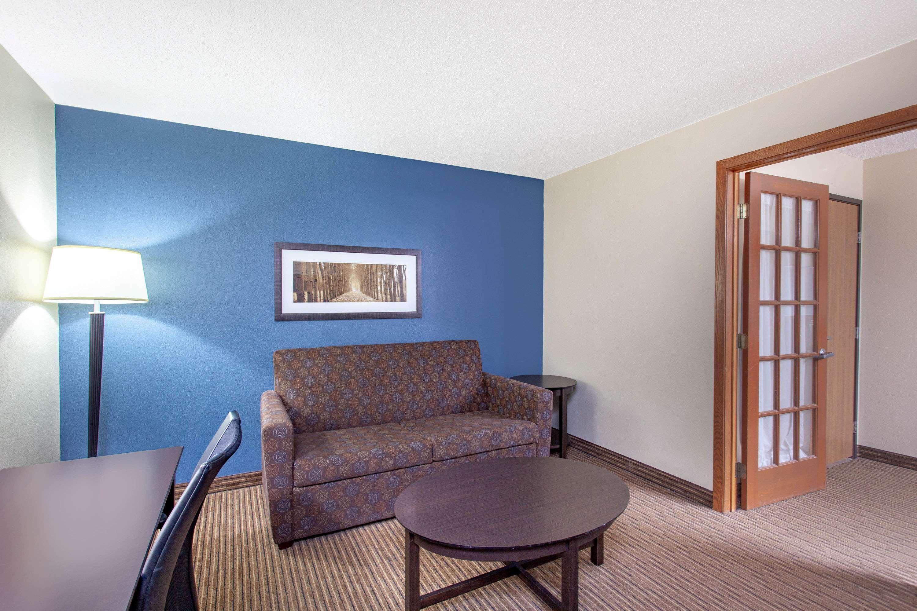 Americinn By Wyndham Mankato Event Center Near Msu Exterior photo