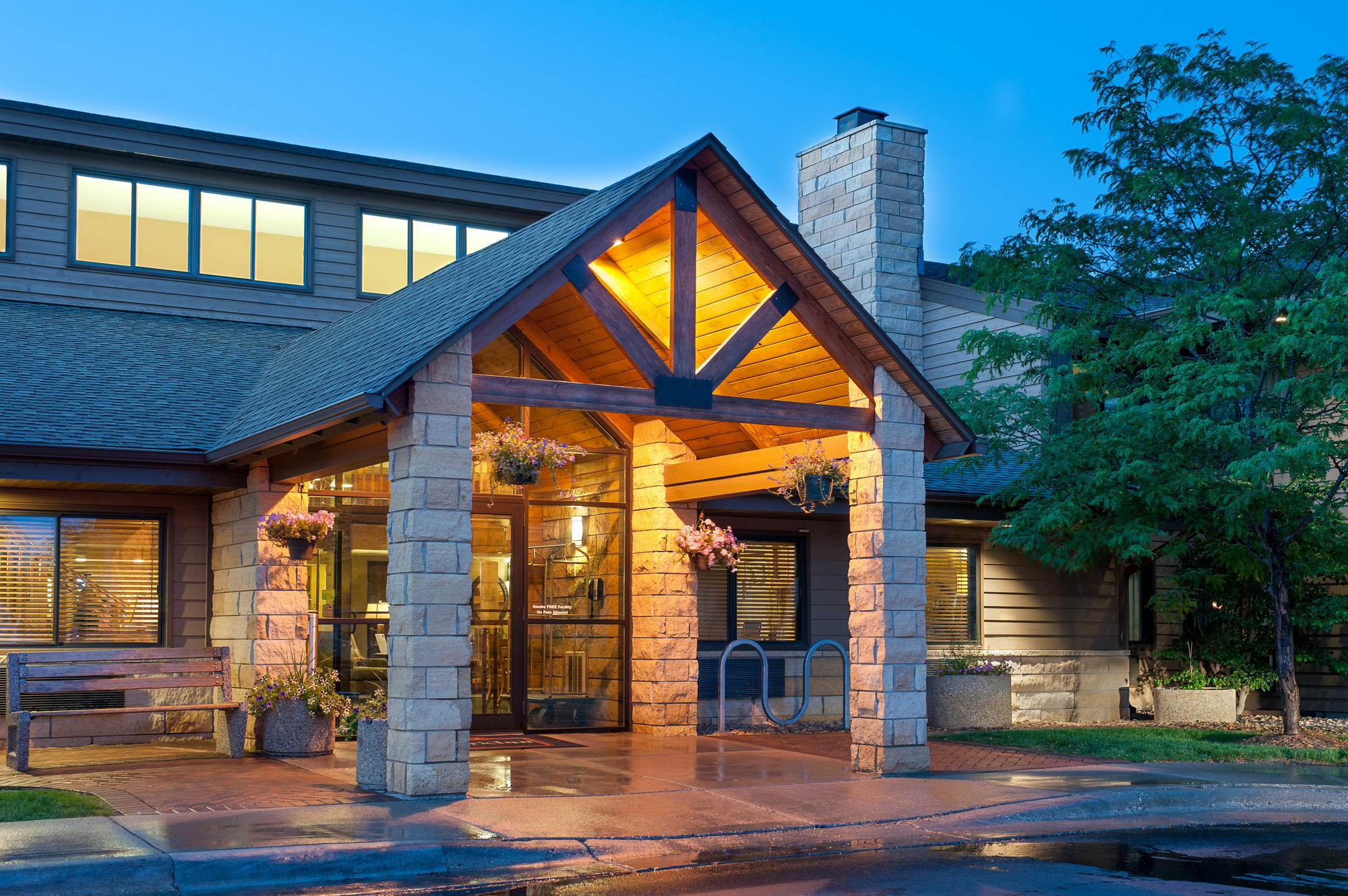 Americinn By Wyndham Mankato Event Center Near Msu Exterior photo